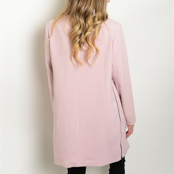 Just in 🆕️6 HOURS PRICE DROP Dusty Pink Fall Coat - Picture 2 of 7
